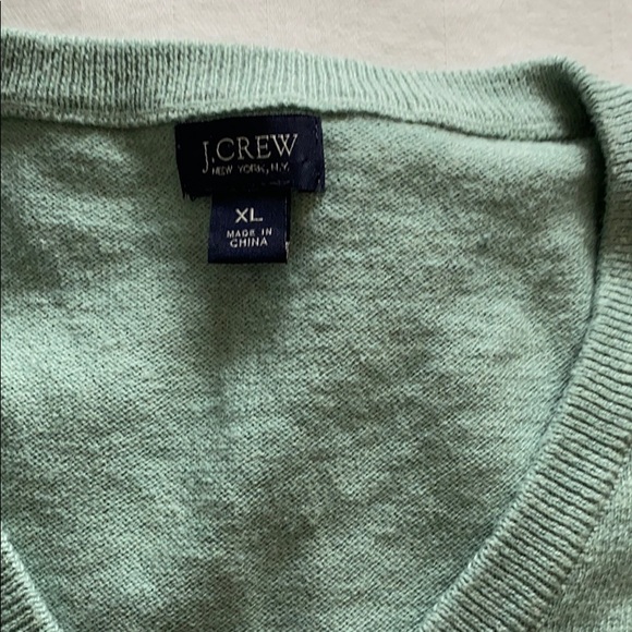J. Crew Men’s V-neck Sweater Seafoam Green XL - Picture 5 of 5